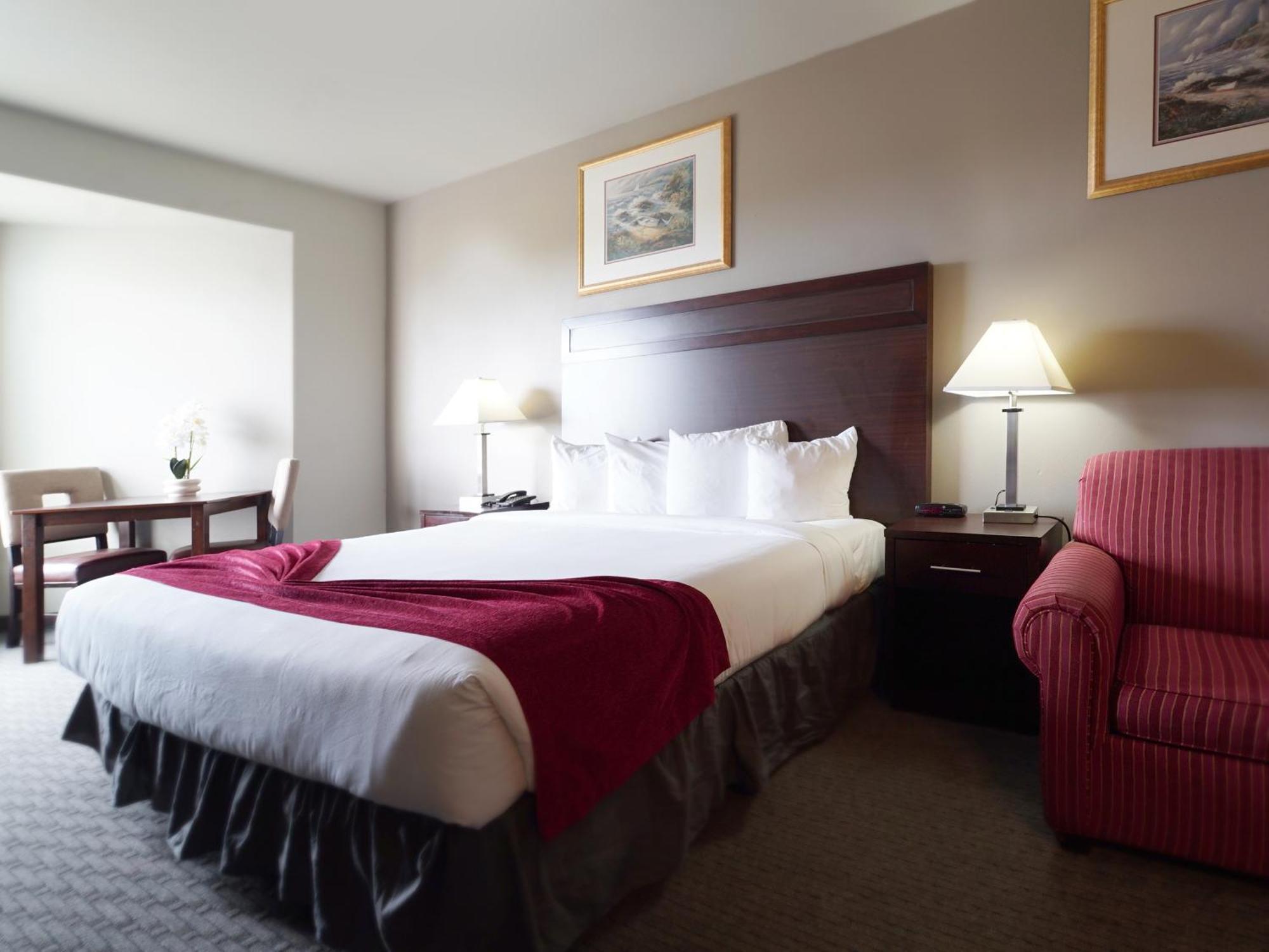 Bayvue Hotel, Resort & Suites Оушън Шорс Екстериор снимка