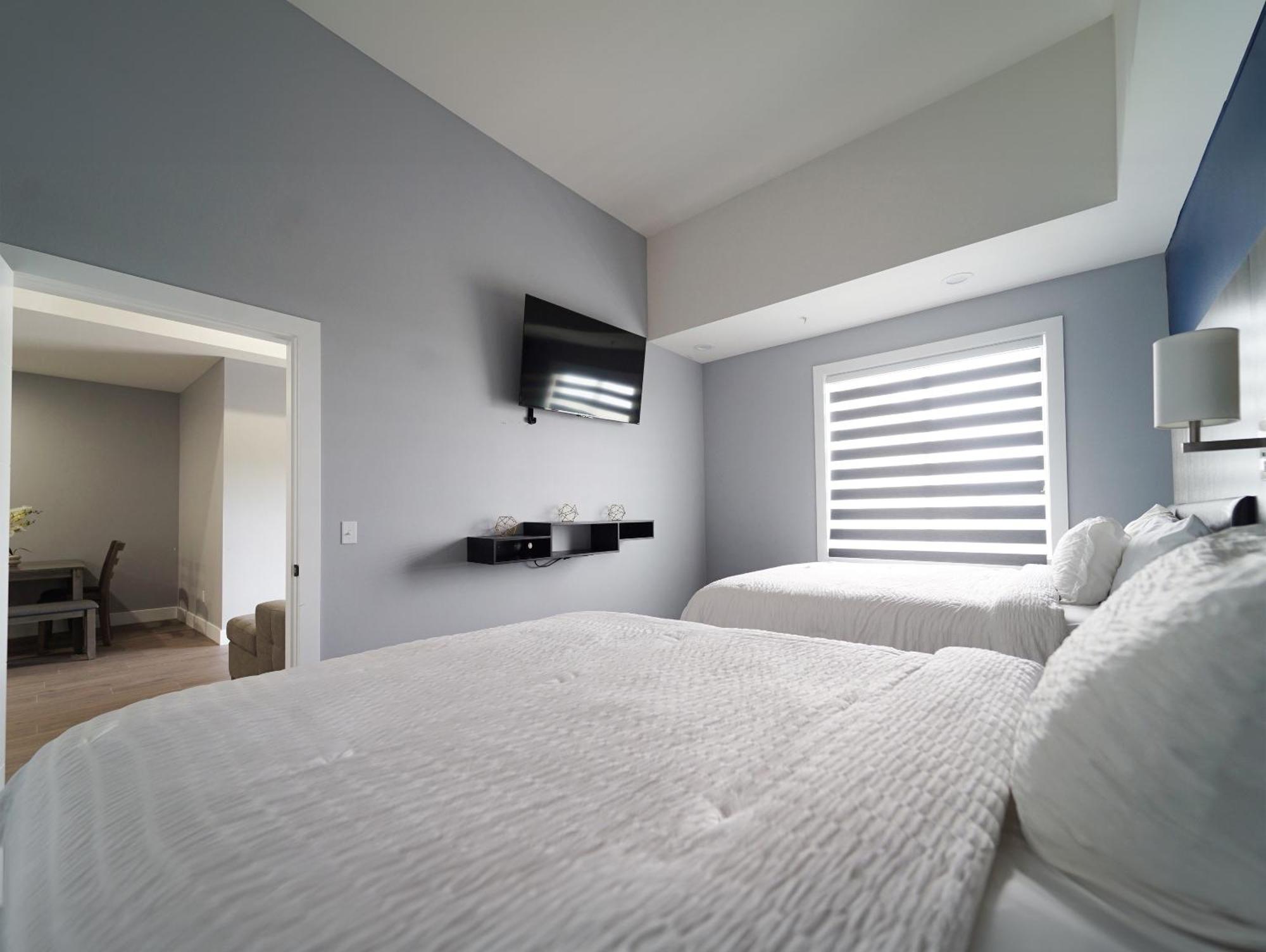 Bayvue Hotel, Resort & Suites Оушън Шорс Екстериор снимка